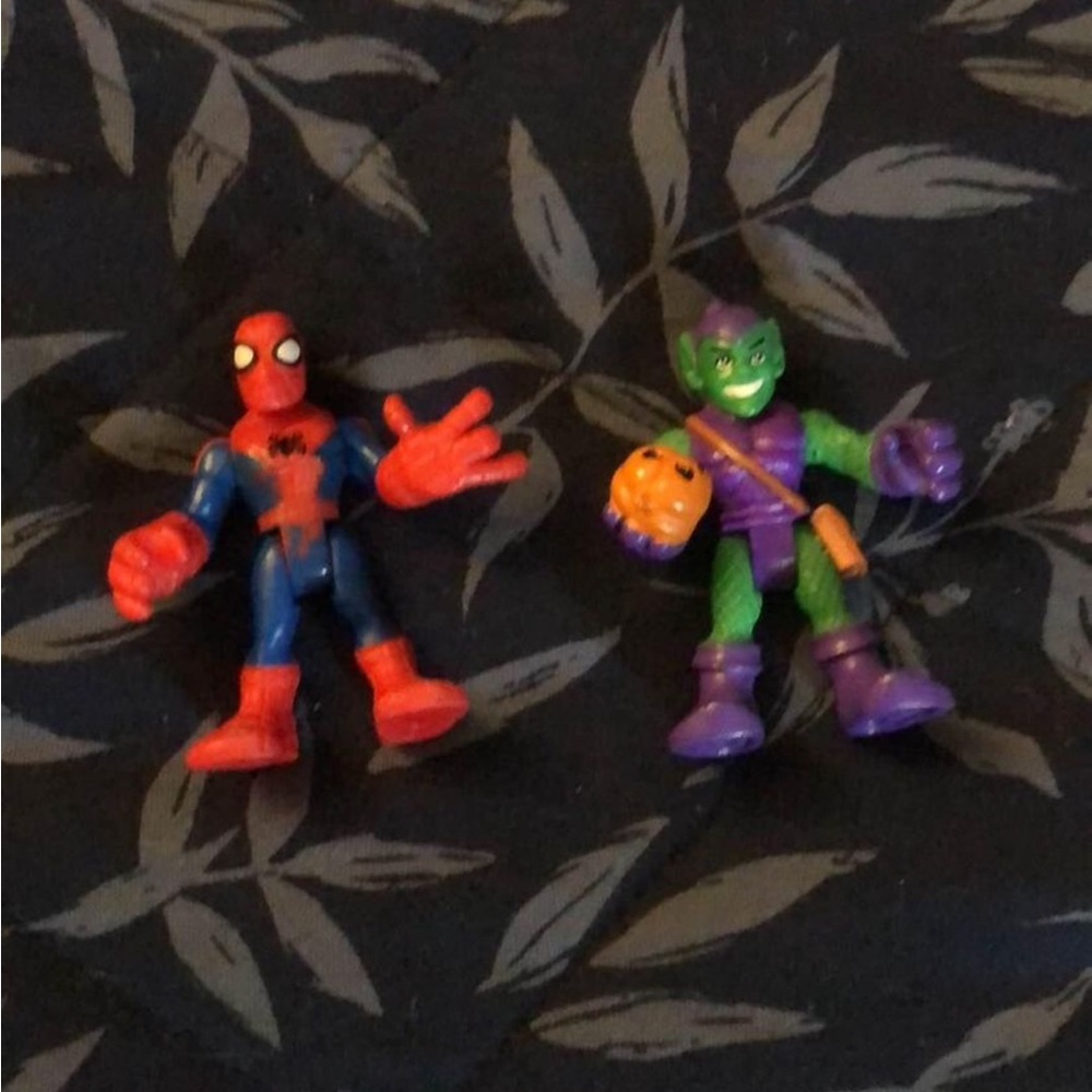 Spidey green goblin duo